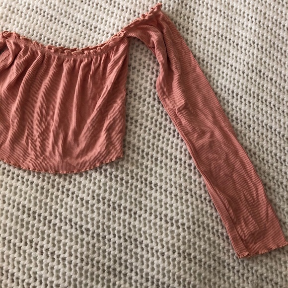 Pink Ribbed Off the Shoulder Shirt - Picture 3 of 5